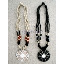 Collier PerleTriple Rond  et Oeil de Sainte Lucie