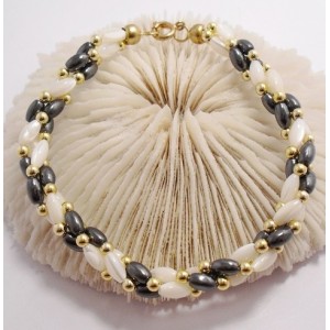 http://lilot-cado.fr/293-468-thickbox/bracelet-perles-de-verre-brillants-1.jpg